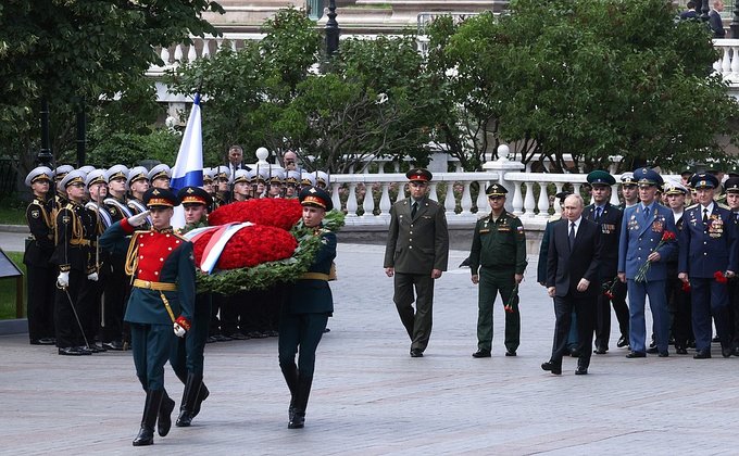 ФГУП РСВО озвучило церемонию возложения цветов с участием Президента России